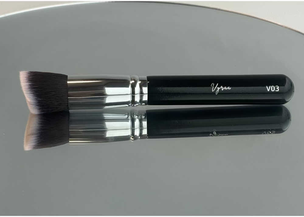 Vyraa Pro Artist Essentials — 25-Piece Professional Brush Set