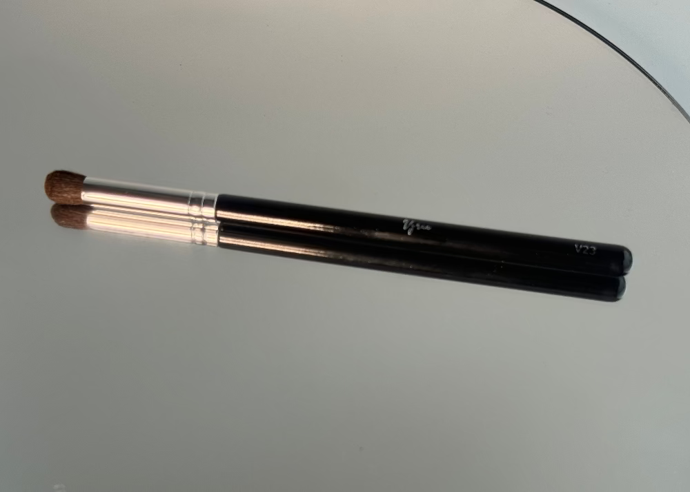 Vyraa Pro Artist Essentials — 25-Piece Professional Brush Set